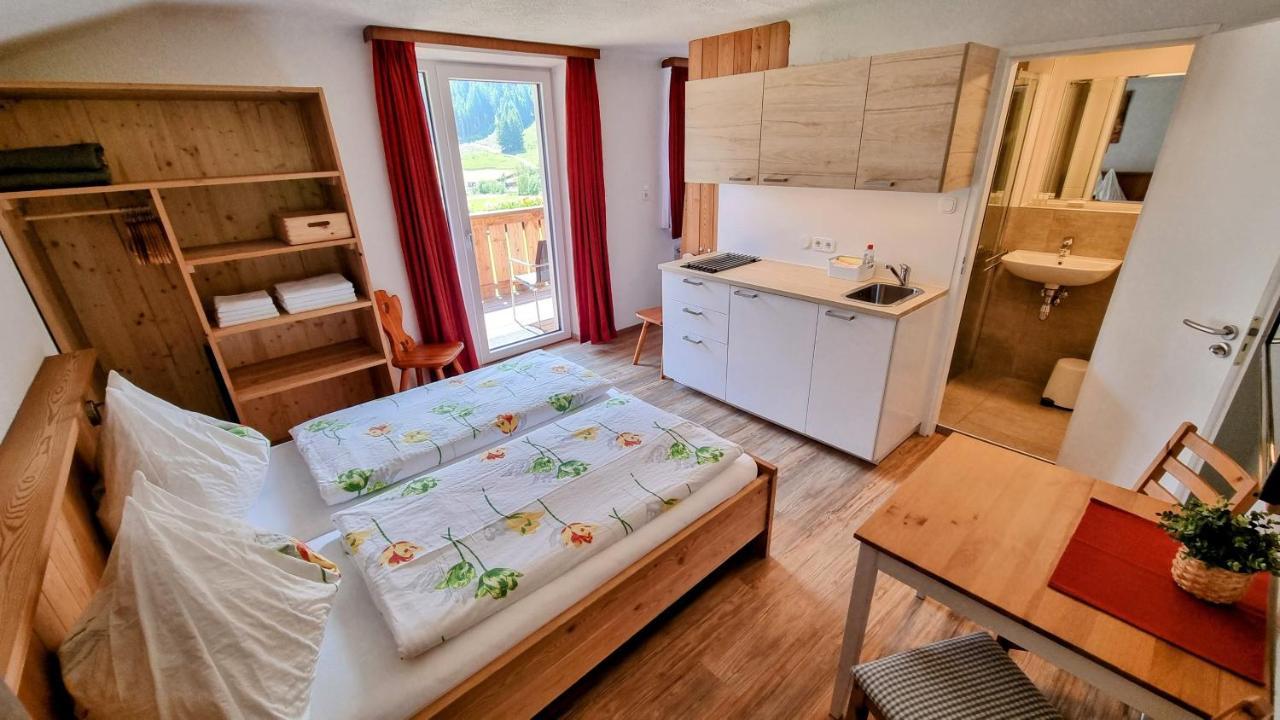 Gästehaus Landhaus Tyrol Gries im Sellrain Exterior foto