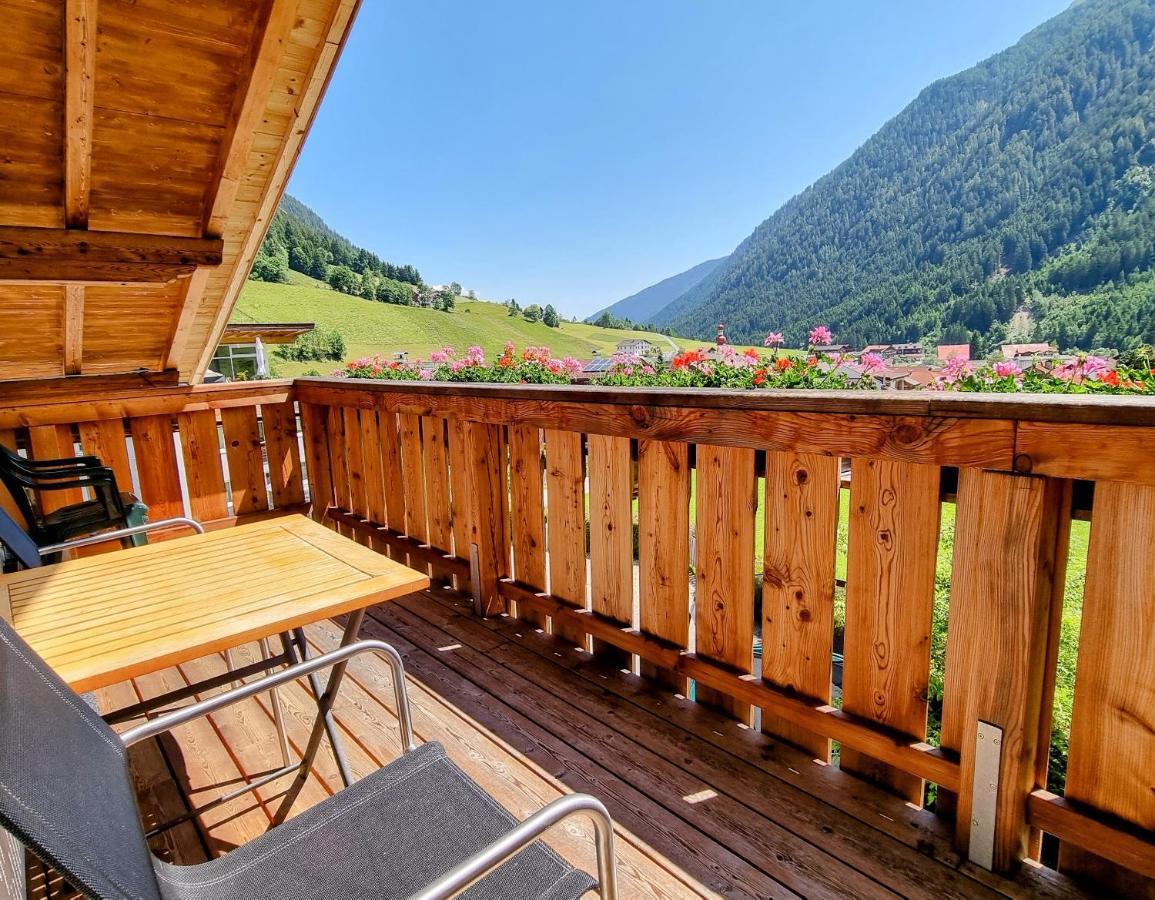 Gästehaus Landhaus Tyrol Gries im Sellrain Exterior foto