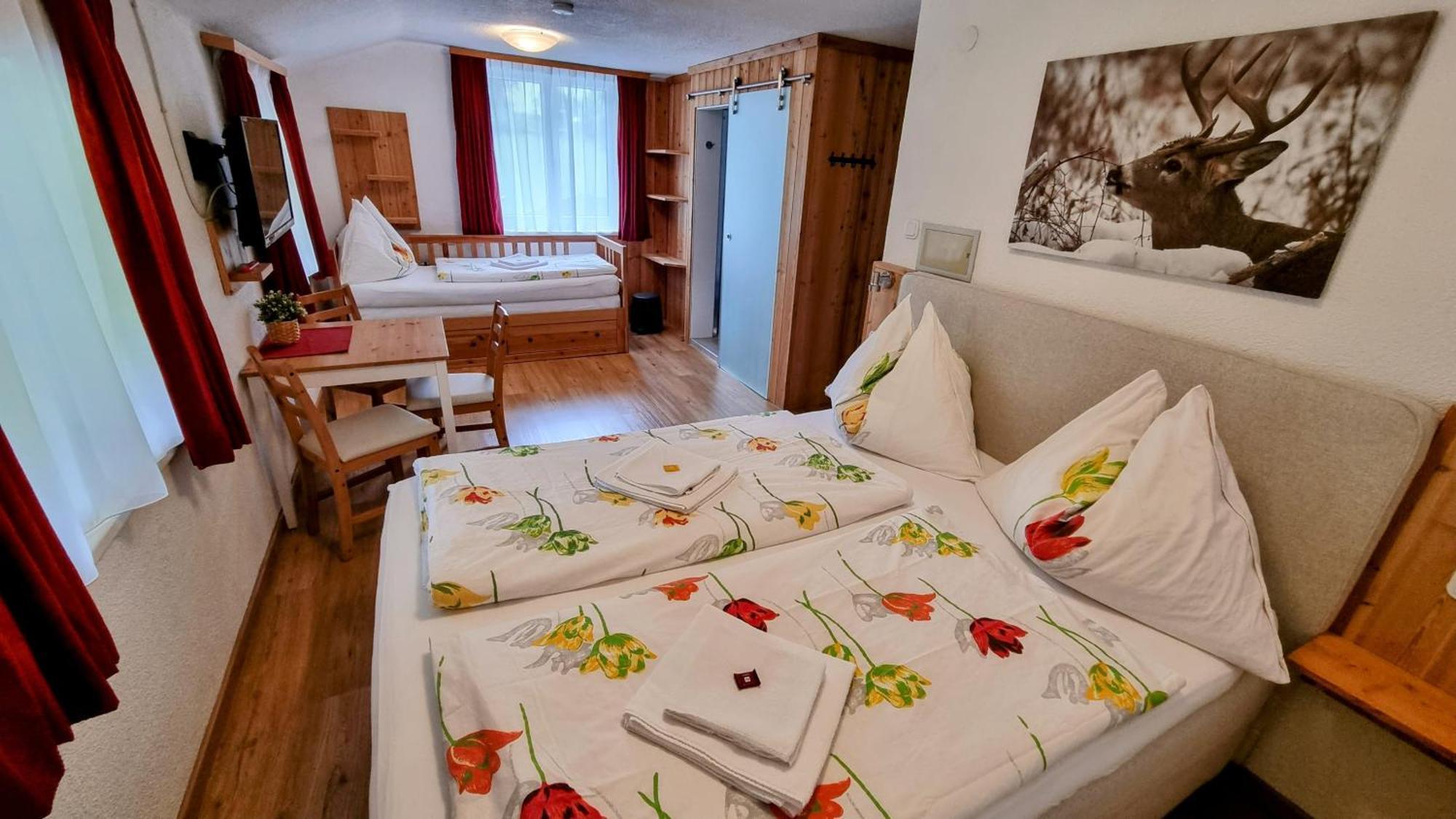 Gästehaus Landhaus Tyrol Gries im Sellrain Exterior foto