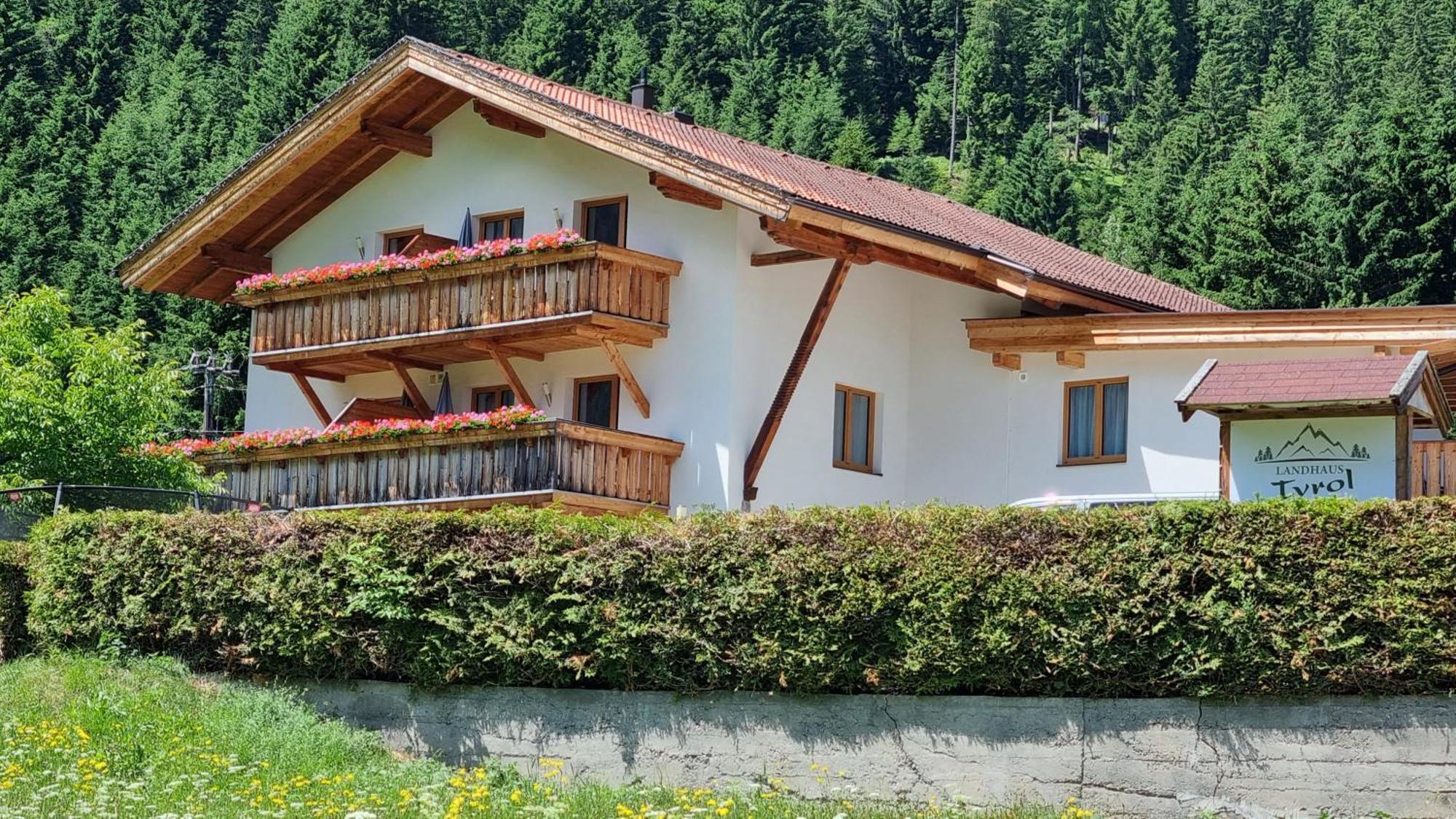 Gästehaus Landhaus Tyrol Gries im Sellrain Exterior foto