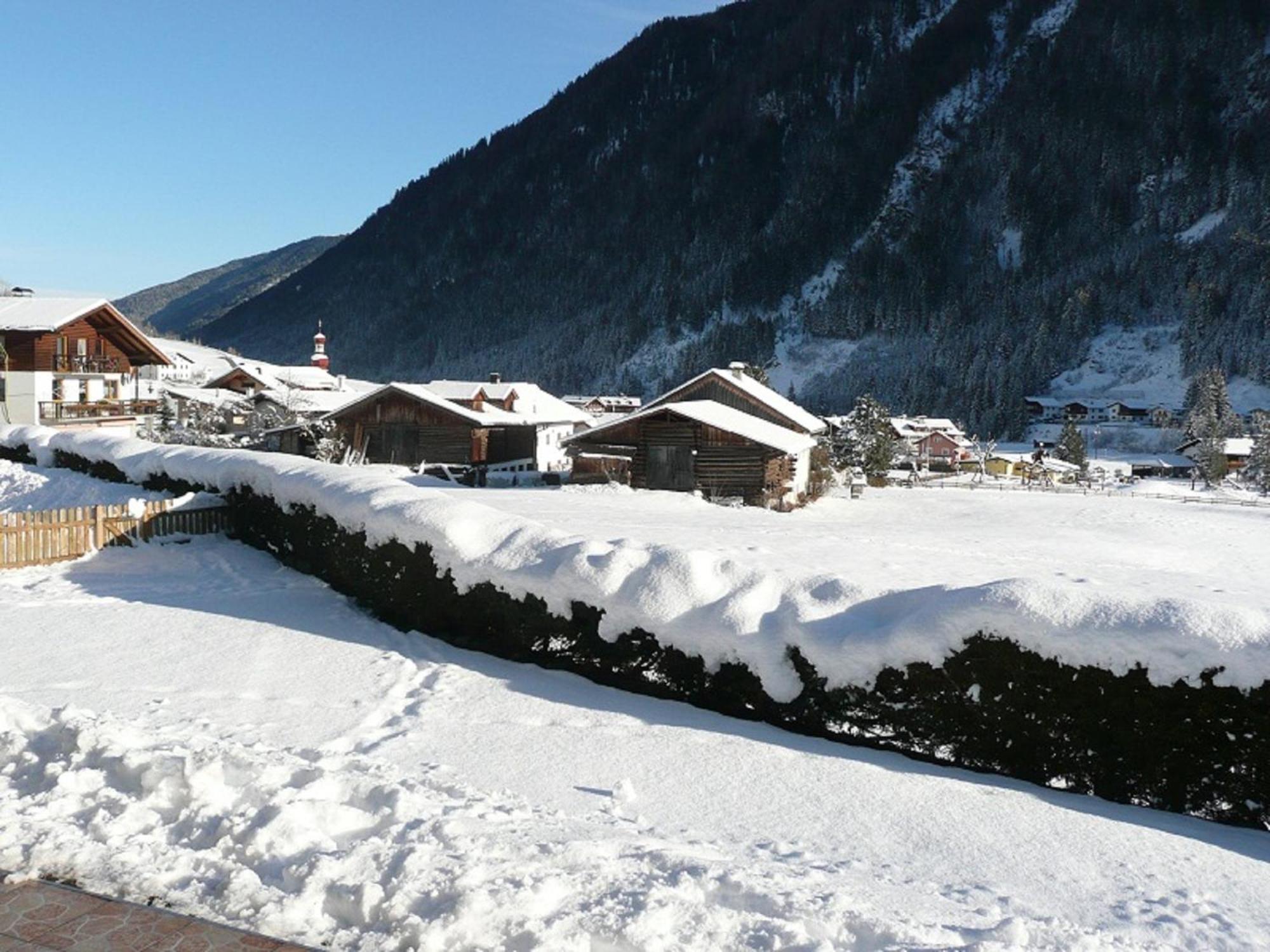 Gästehaus Landhaus Tyrol Gries im Sellrain Exterior foto