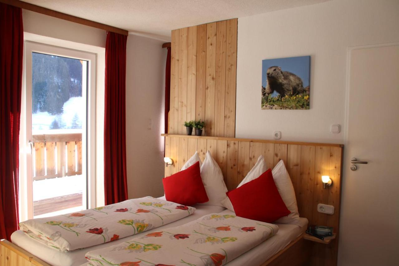 Gästehaus Landhaus Tyrol Gries im Sellrain Exterior foto