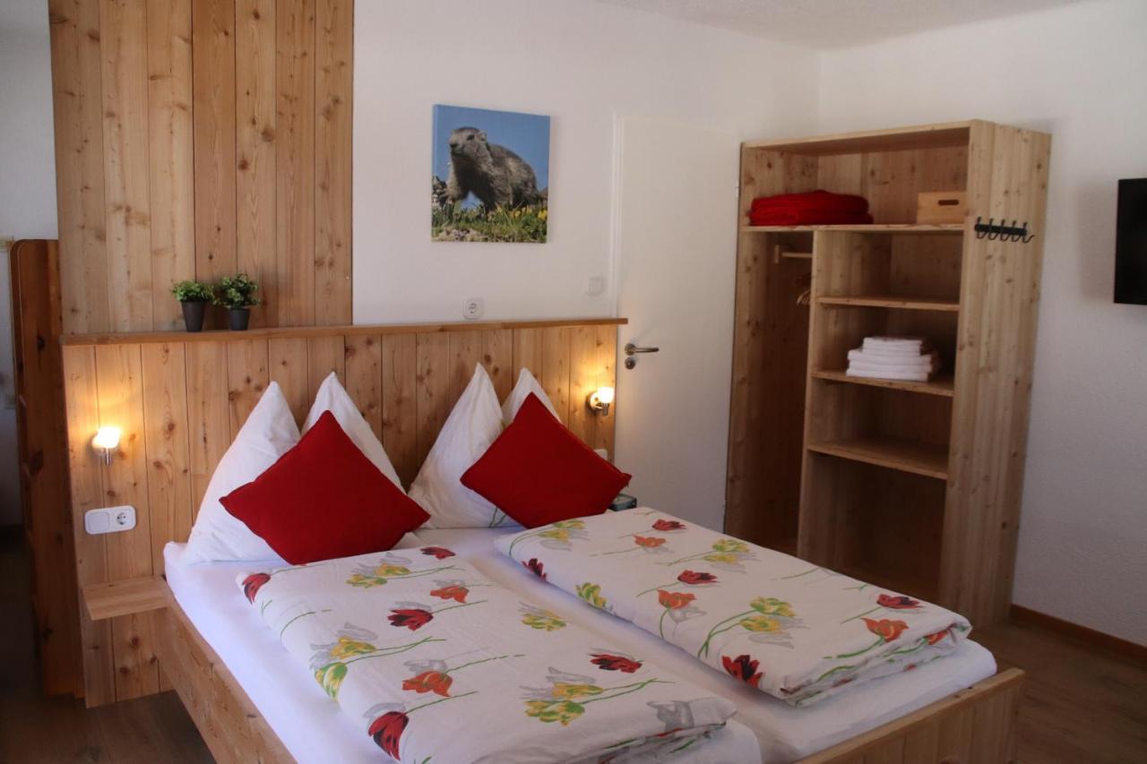 Gästehaus Landhaus Tyrol Gries im Sellrain Exterior foto